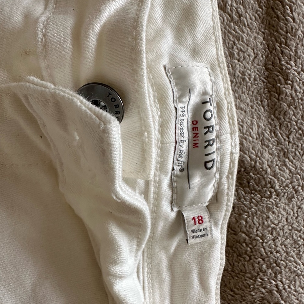 Torrid shorts - Picture 5 of 6
